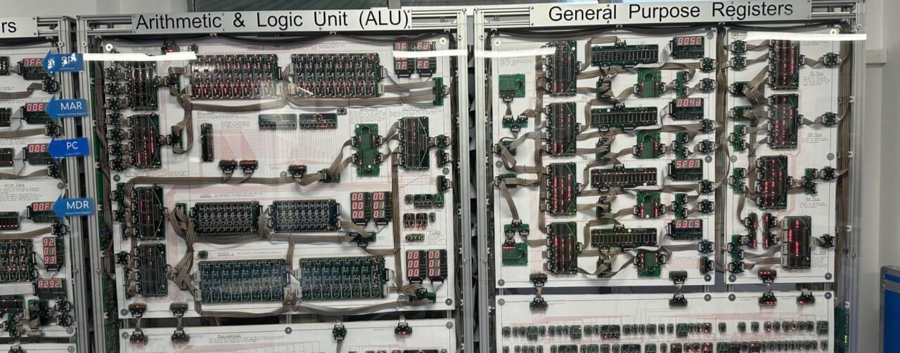 Secure Platform Architecture ♨️ Lab. (猪俣研究室)